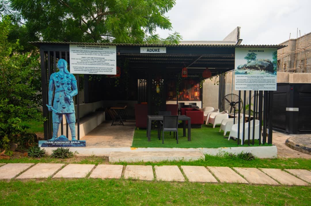 the-colonial-aduke-cabana-lisabi-cutout