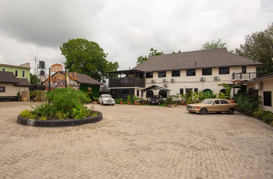 the-colonial-forecourt-wide-overcast